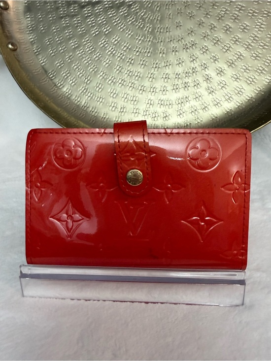 Louis Vuitton Handbags - Louis Vuitton bright orange Patent Monogram Snap Wallet with Kiss Lock!